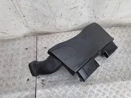 BMW X1 E84 Parte del condotto di aspirazione dell'aria 7798772