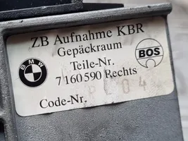 BMW X3 E83 Tavarahyllyn kannen kannatin 7160590