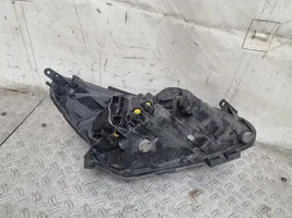 Opel Corsa D Lampa przednia 13392707