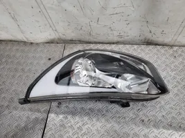 KIA Rio Lampa przednia 921011WXXX