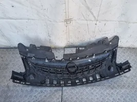 Opel Corsa D Grille calandre supérieure de pare-chocs avant 13286000