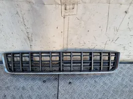 Audi A4 S4 B6 8E 8H Grille inférieure de pare-chocs avant 8H0807647