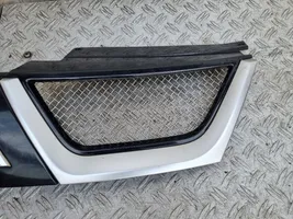 Mitsubishi Outlander Front bumper upper radiator grill 02009923