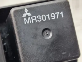 Mitsubishi Outlander Boîte à fusibles 8565A089