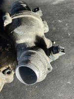 BMW 7 E65 E66 Pompe de circulation d'eau 7586885