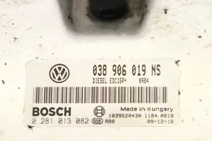 Skoda Roomster (5J) Sterownik / Moduł ECU 038906019NS