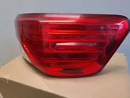 Toyota Avensis T270 Lampa tylna JL900338977679