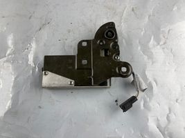 BMW 5 E39 Motorino di blocco/chiusura del portellone del bagagliaio 67118360193