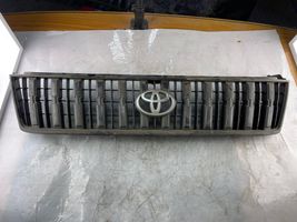 Toyota Land Cruiser (HDJ90) Etupuskurin ylempi jäähdytinsäleikkö 5310060100