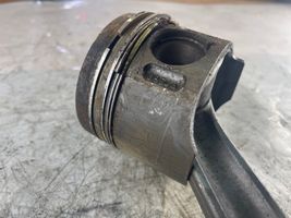 Mercedes-Benz Vito Viano W639 Piston avec bielle 