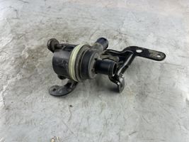 Seat Ibiza IV (6J,6P) Pompe à eau de liquide de refroidissement 8R0965561A