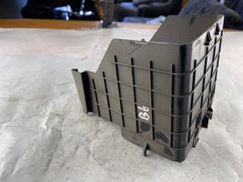 Volkswagen PASSAT B6 Battery tray heat shield 1K0915335C