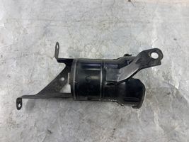 Volkswagen Polo IV 9N3 Staffa/supporto di montaggio del filtro carburante 6Q0127224