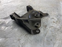 Volkswagen Polo IV 9N3 Supporto di montaggio scatola del cambio 6Q0199111R