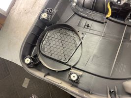 Audi A3 S3 8P Takaoven verhoilu 8p4867305