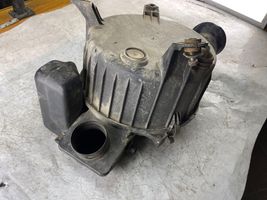 Toyota Land Cruiser (HDJ90) Ilmansuodattimen kotelo 1789367020