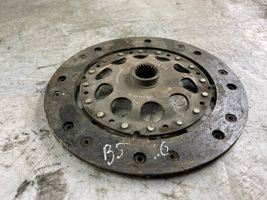 Volkswagen PASSAT B5 Clutch pressure plate 058141031b