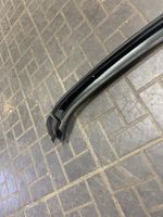 Mercedes-Benz E W210 Rivestimento vetro lato posteriore 