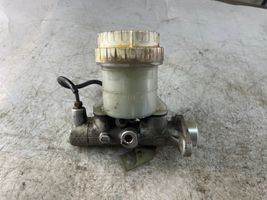 Mitsubishi Pajero Sport I Master brake cylinder 