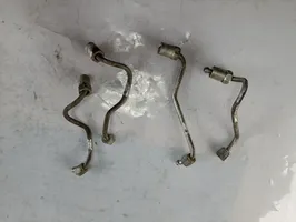 Toyota Corolla Verso AR10 Tuyau d'alimentation d'injecteur de carburant 