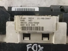 Volkswagen Fox Climate control unit 6Q0819445