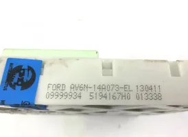 Ford C-MAX II Set scatola dei fusibili 2443670