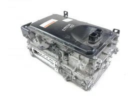 Lexus ES 300h Convertisseur / inversion de tension inverseur 2321001704