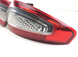 Ford Mondeo MK IV Set di luci posteriori 1767495