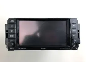 Lancia Voyager Radio/CD/DVD/GPS-pääyksikkö 36670I