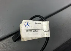 Mercedes-Benz SL R230 Tavarahyllyn kansi 120443900