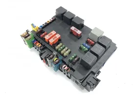 Mercedes-Benz S W221 Fuse box set 08022177