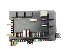 Mercedes-Benz S W221 Fuse box set 08022177