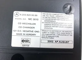 Mercedes-Benz SL R230 CD/DVD-vaihdin A2208274642