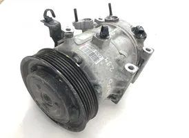 Hyundai Tucson TL Klimakompressor Pumpe 97701D7300
