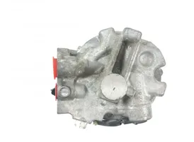 Renault Kadjar Ilmastointilaitteen kompressorin pumppu (A/C) 4471606893