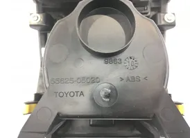 Toyota Avensis T270 Consola de plástico de la palanca de cambios 5880505090