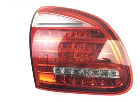 Porsche Cayenne (92A) Lampy tylnej klapy bagażnika 89090773