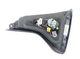 KIA Sorento Luci posteriori del portellone del bagagliaio 924062P540