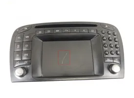 Mercedes-Benz SL R230 Unité principale radio / CD / DVD / GPS 7612001523