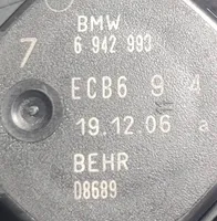 BMW 5 E60 E61 Oro sklendės varikliukas 6942993