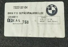 BMW 5 E60 E61 Apatinis, bagažinės šono, apdailos skydas 13648811