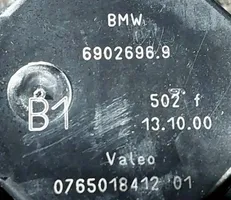 BMW 5 E39 Tuloilmaventtiilin käyttömoottori 69026969