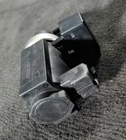 BMW 5 E39 Solenoīda vārsts 2131980