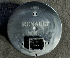 Renault Espace IV Unité de contrôle climatique 8200028449A