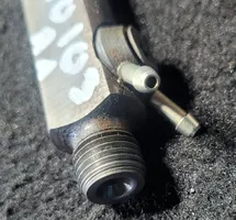 Volvo V70 Injecteur de carburant 04121930