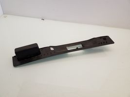 Opel Astra H Cache serrure de hayon/coffre arrière 13140361