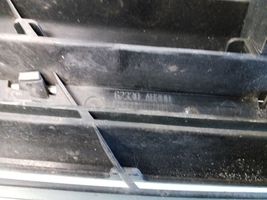 Nissan Primera Maskownica / Grill / Atrapa górna chłodnicy 62330AU300