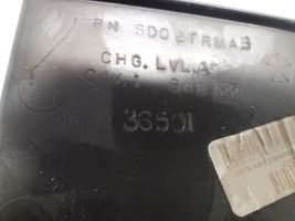 Chrysler PT Cruiser Hansikaslokeron kotelo 36501