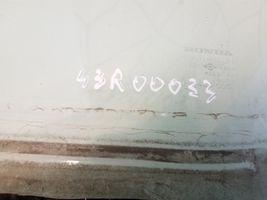 Honda CR-V Szyba drzwi przednich 43R00033