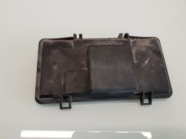 Audi 80 90 B2 Fuse box cover 443941801